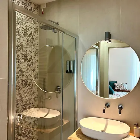 בית הארחה King's Place 4*